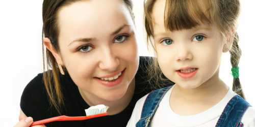 Исследование: 70% людей не умеют чистить зубы